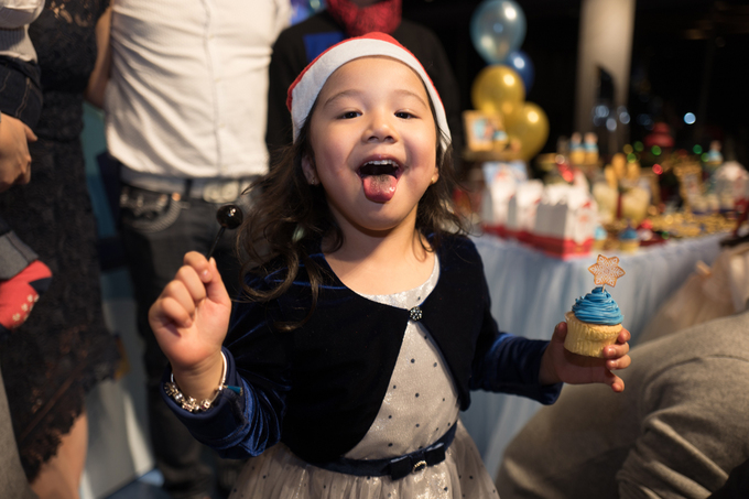 Vợ chồng Jennifer Phạm mừng sinh nhật con trai út